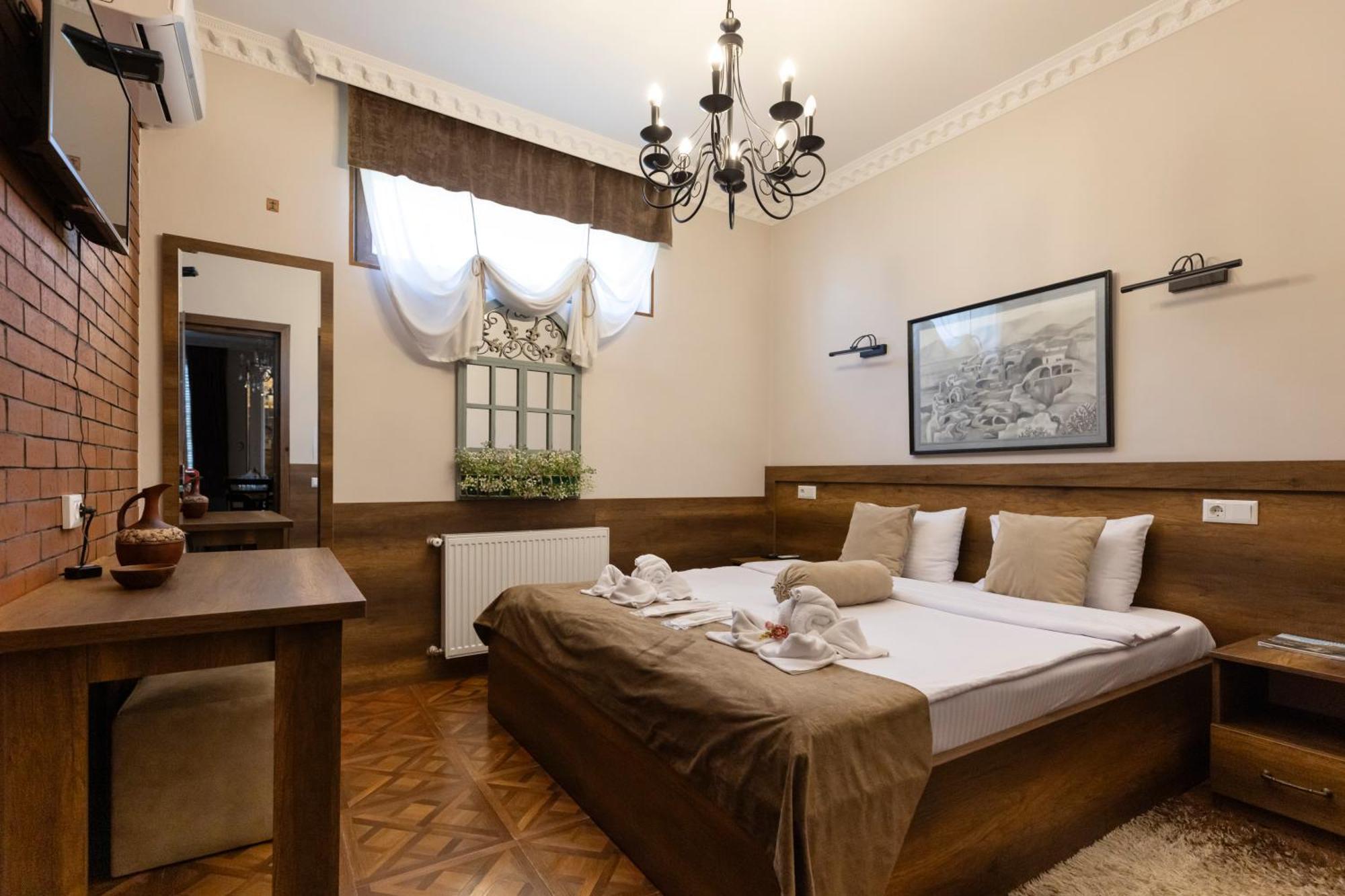 Hestia Boutique Hotel Gori Exterior photo