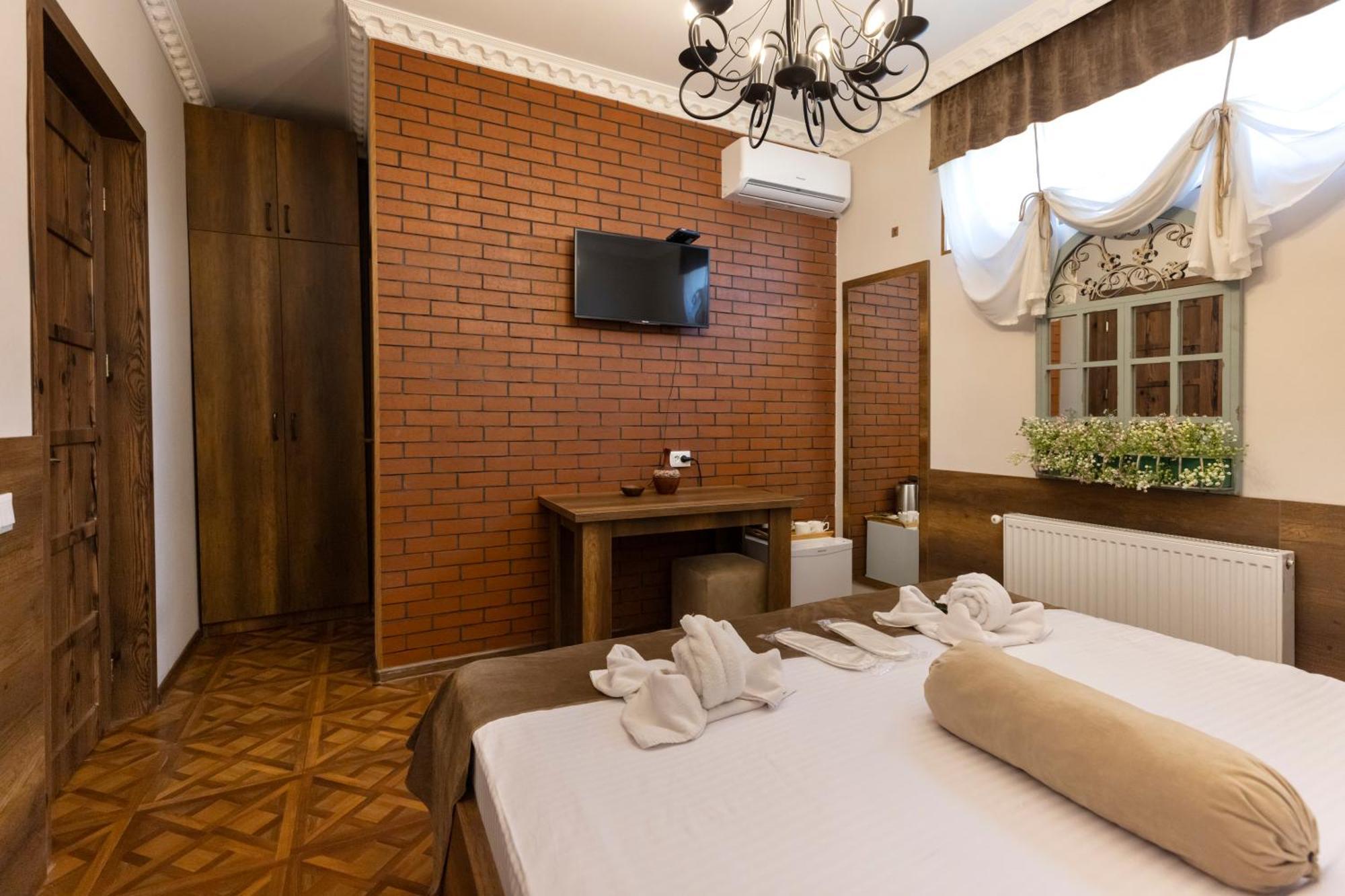 Hestia Boutique Hotel Gori Exterior photo