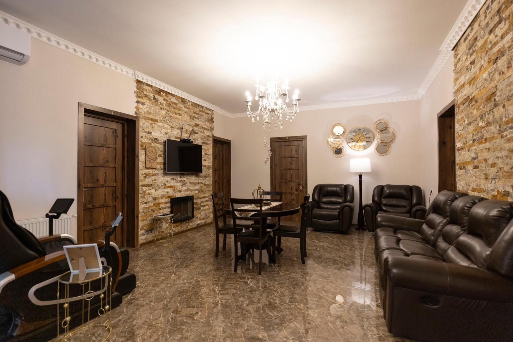 Hestia Boutique Hotel Gori Exterior photo